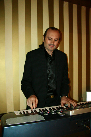 Opening of le club Abdo Mounzer